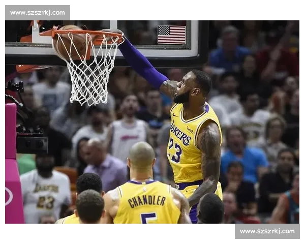 湖人对阵热火总决赛第二场攻防博弈与关键球员表现解析走势前瞻